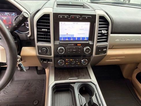 Used 2020 Ford F250 Lariat image 5