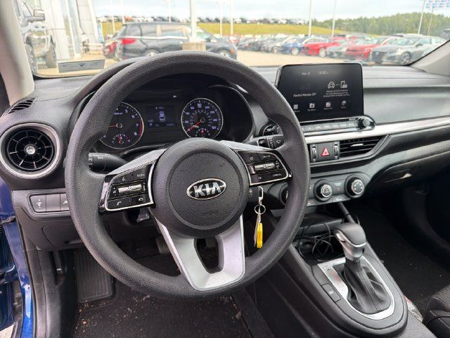 Used 2021 Kia Forte LXS FWD image 10