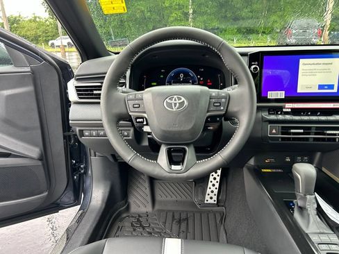 New 2026 Toyota Camry SE FWD image 13