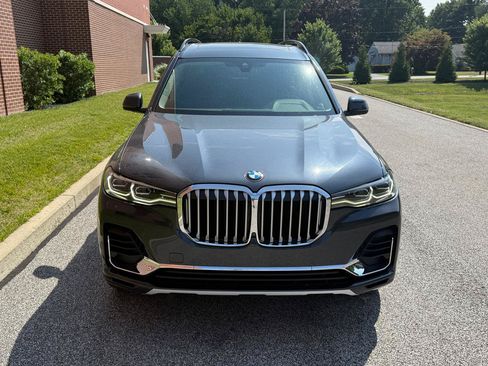 Used 2021 BMW X7 xDrive40i w/ Cold Weather Package AWD/4WD image 2