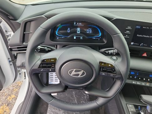 New 2026 Hyundai Elantra Sport image 21