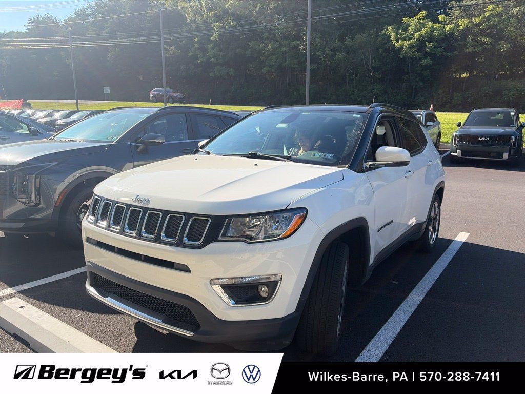 Used 2019 Jeep Compass Limited AWD/4WD image 1
