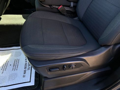 Used 2020 Chevrolet Silverado 1500 LT w/ Texas Edition image 13