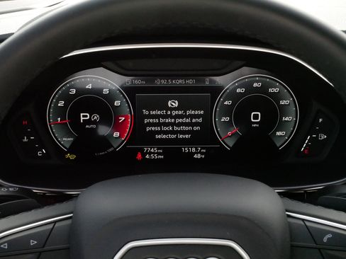 Used 2025 Audi Q3 2.0T Premium Plus w/ Premium Plus Package image 21