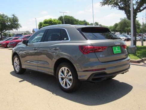 Used 2024 Audi Q3 2.0T Premium w/ Convenience Package image 12