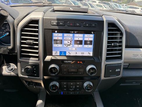 Used 2019 Ford F250 Platinum w/ Platinum Ultimate Package AWD/4WD image 23