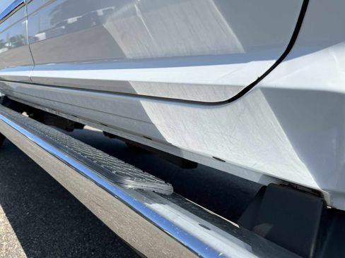 Used 2018 RAM 2500 Longhorn image 11