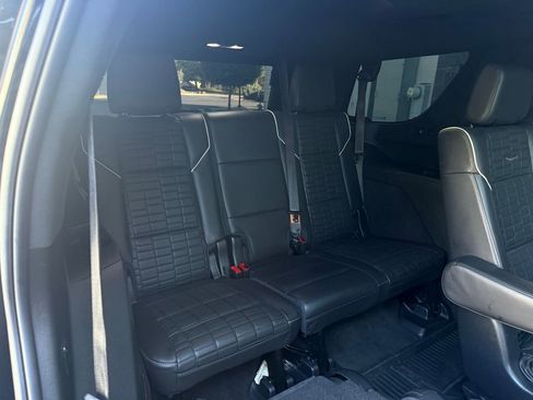 Used 2022 Cadillac Escalade Sport Platinum AWD/4WD image 44