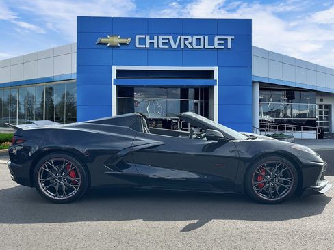 Certified 2023 Chevrolet Corvette Stingray Premium Conv RWD image 5