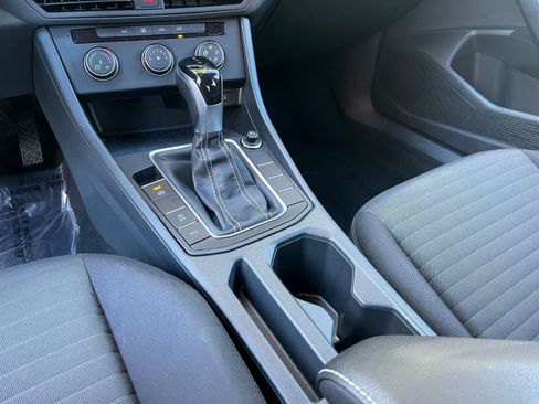 Used 2024 Volkswagen Jetta S image 37