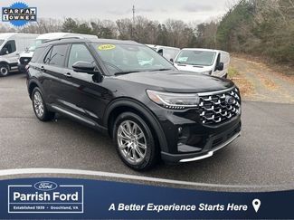Used 2025 Ford Explorer Platinum video 1