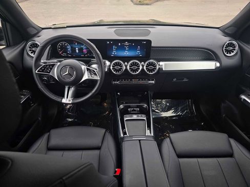 Used 2025 Mercedes-Benz GLB 250 GLB 250 image 21