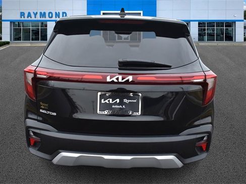 Certified 2026 Kia Seltos LX image 4