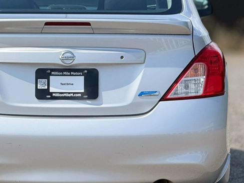 Used 2014 Nissan Versa S Plus FWD image 14