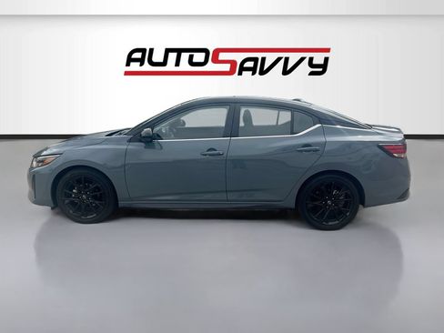 Used 2025 Nissan Sentra SR w/ Midnight Edition FWD image 4