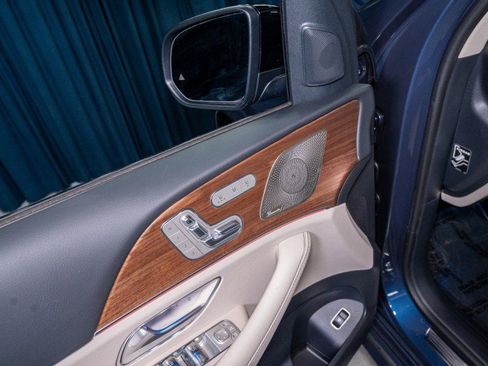 New 2026 Mercedes-Benz GLS 450 4MATIC image 12
