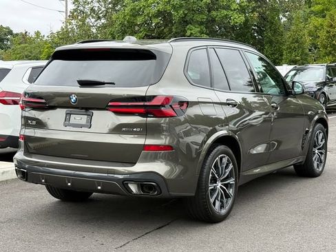 Used 2024 BMW X5 xDrive40i w/ M Sport Package AWD/4WD image 4