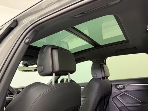 New 2025 Audi Q3 2.0T Premium Plus image 17