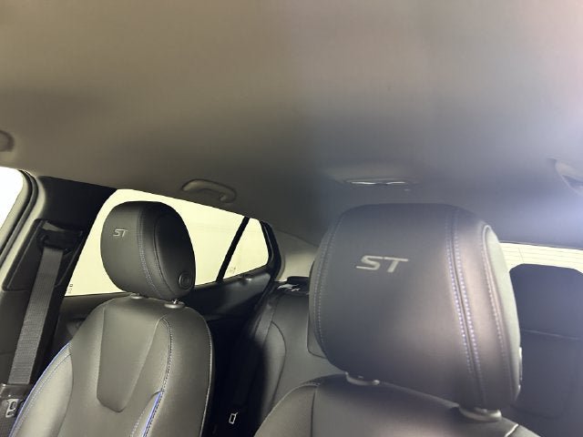 Used 2025 Buick Encore GX Sport Touring w/ Comfort Package FWD image 12