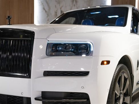 Used 2023 Rolls-Royce Cullinan AWD/4WD image 15