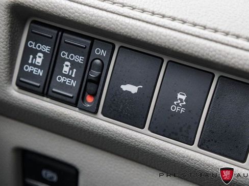 Used 2025 Honda Odyssey EX-L image 10