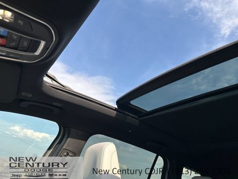 New 2026 Jeep Cherokee Limited AWD/4WD image 41