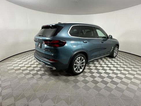Used 2024 BMW X5 xDrive40i w/ Premium Package image 4