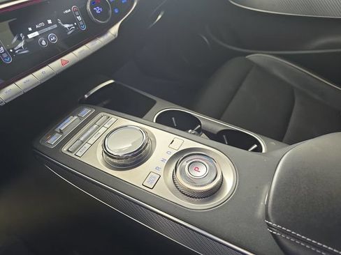 Used 2023 Genesis GV70 2.5T w/ Sport Prestige Package AWD/4WD image 28