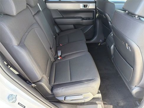 New 2026 Hyundai Santa Fe SE image 15