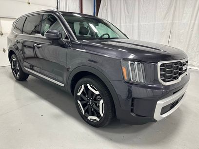 Used 2025 Kia Telluride S