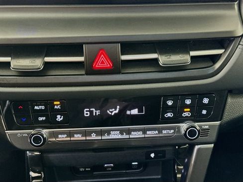Certified 2024 Kia Seltos EX AWD/4WD image 16