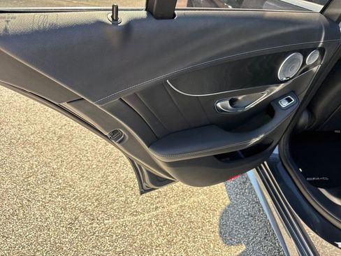Used 2015 Mercedes-Benz C 300 4MATIC Sedan image 21