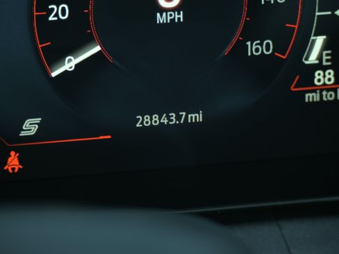 Used 2024 Ford Mustang GT RWD image 20