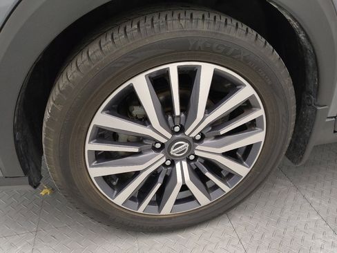 Used 2021 Nissan Kicks SV FWD image 31