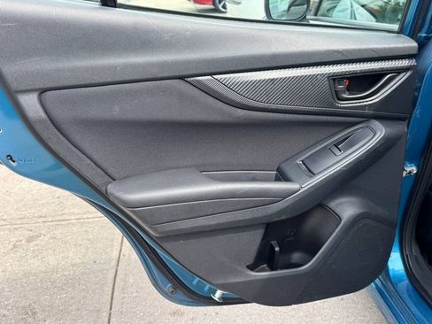 Used 2018 Subaru Impreza 2.0i AWD/4WD image 23