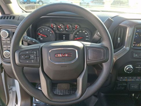 New 2026 GMC Sierra 1500 Pro w/ Pro Value Package AWD/4WD image 9
