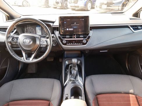 Certified 2025 Toyota Corolla SE w/ Convenience Package FWD image 13
