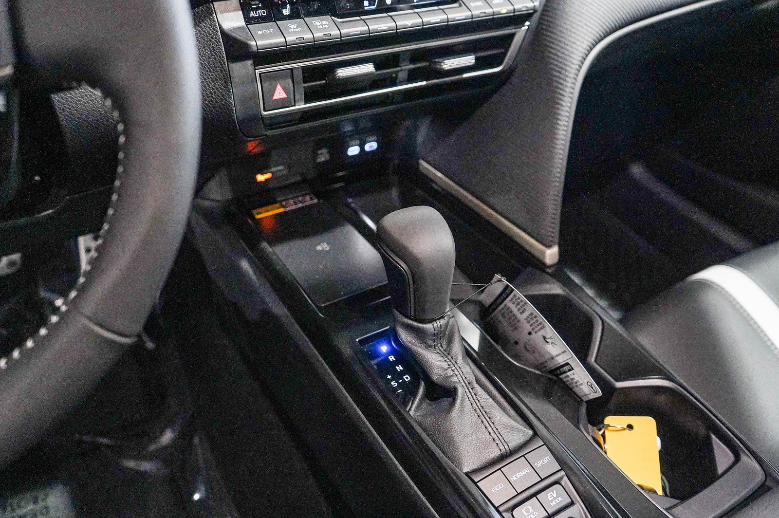 New 2026 Toyota Camry SE FWD image 24