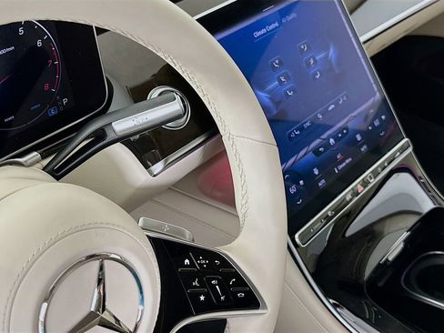 Used 2023 Mercedes-Benz S 500 4MATIC w/ Warmth & Comfort Package image 17