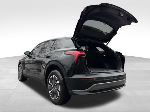 Used 2024 Chevrolet Blazer EV LT image 14