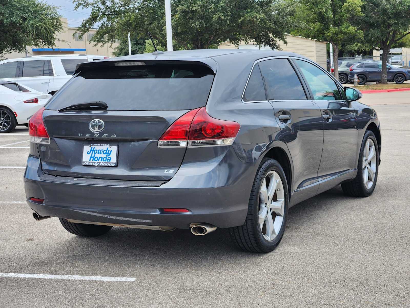 Used 2013 Toyota Venza LE w/ LE Convenience Pkg FWD image 6