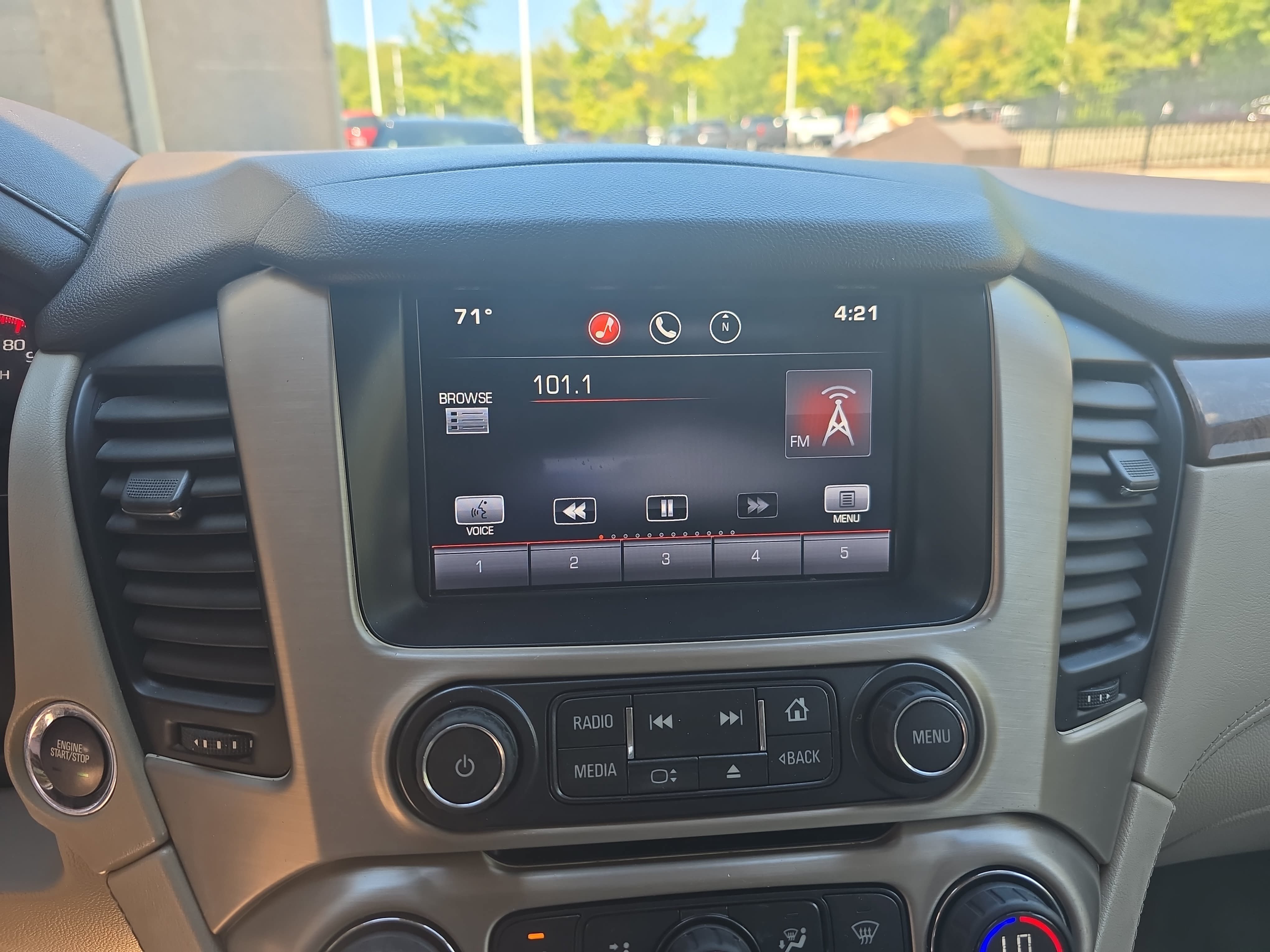 Used 2015 GMC Yukon Denali RWD image 21