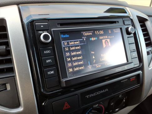 Used 2015 Toyota Tacoma 4x4 Double Cab image 23