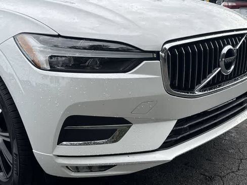 Used 2021 Volvo XC60 T5 Inscription FWD image 10