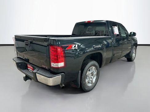 Used 2012 GMC Sierra 1500 SLT w/ Suspension Package, Off-Road image 6