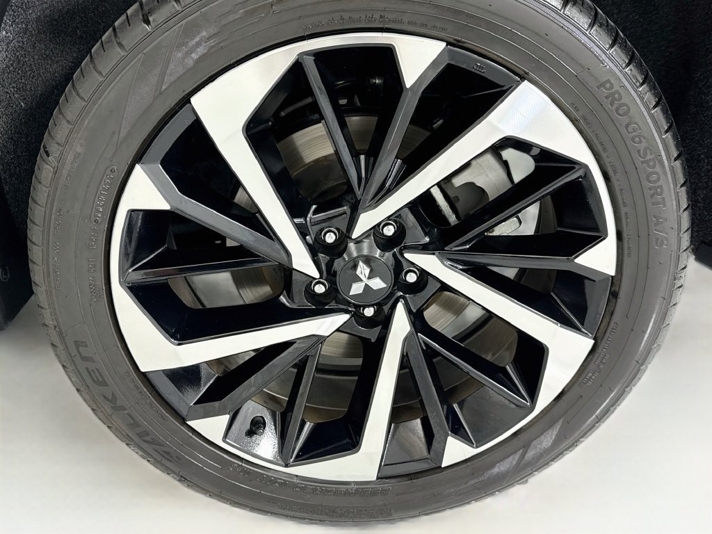 Used 2024 Mitsubishi Outlander SE FWD image 30