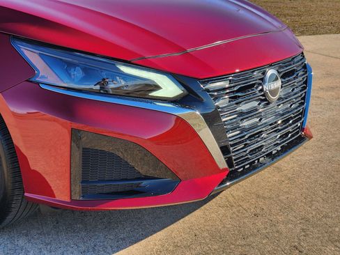 Used 2024 Nissan Altima 2.5 SL image 12