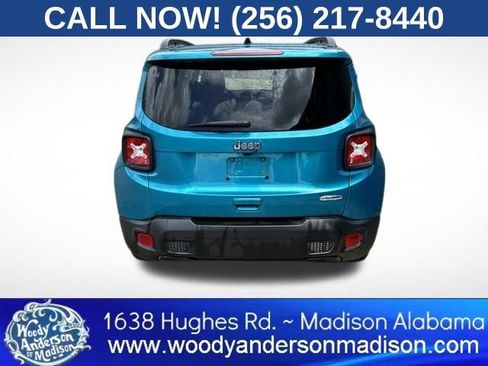 Used 2020 Jeep Renegade Latitude w/ Popular Equipment Group FWD image 5