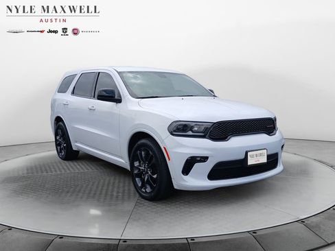 Used 2021 Dodge Durango SXT RWD image 2