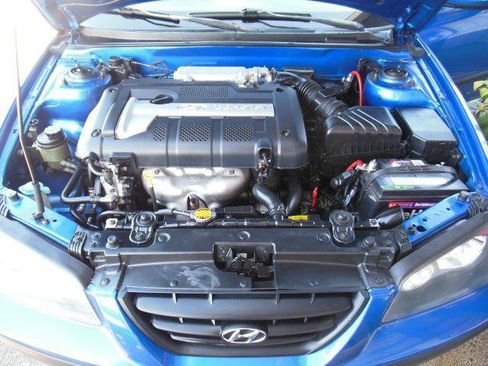 Used 2004 Hyundai Elantra GT image 35